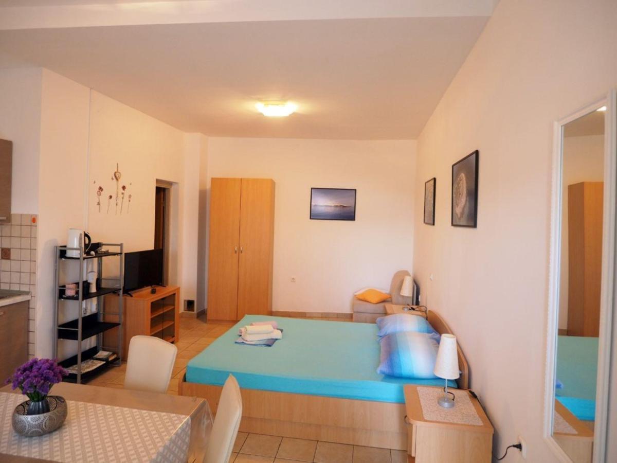 Apartments Skorin ルンバルダ エクステリア 写真