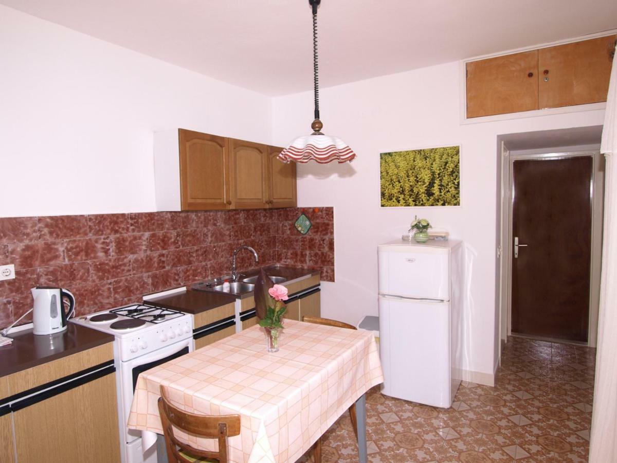 Apartments Skorin ルンバルダ エクステリア 写真
