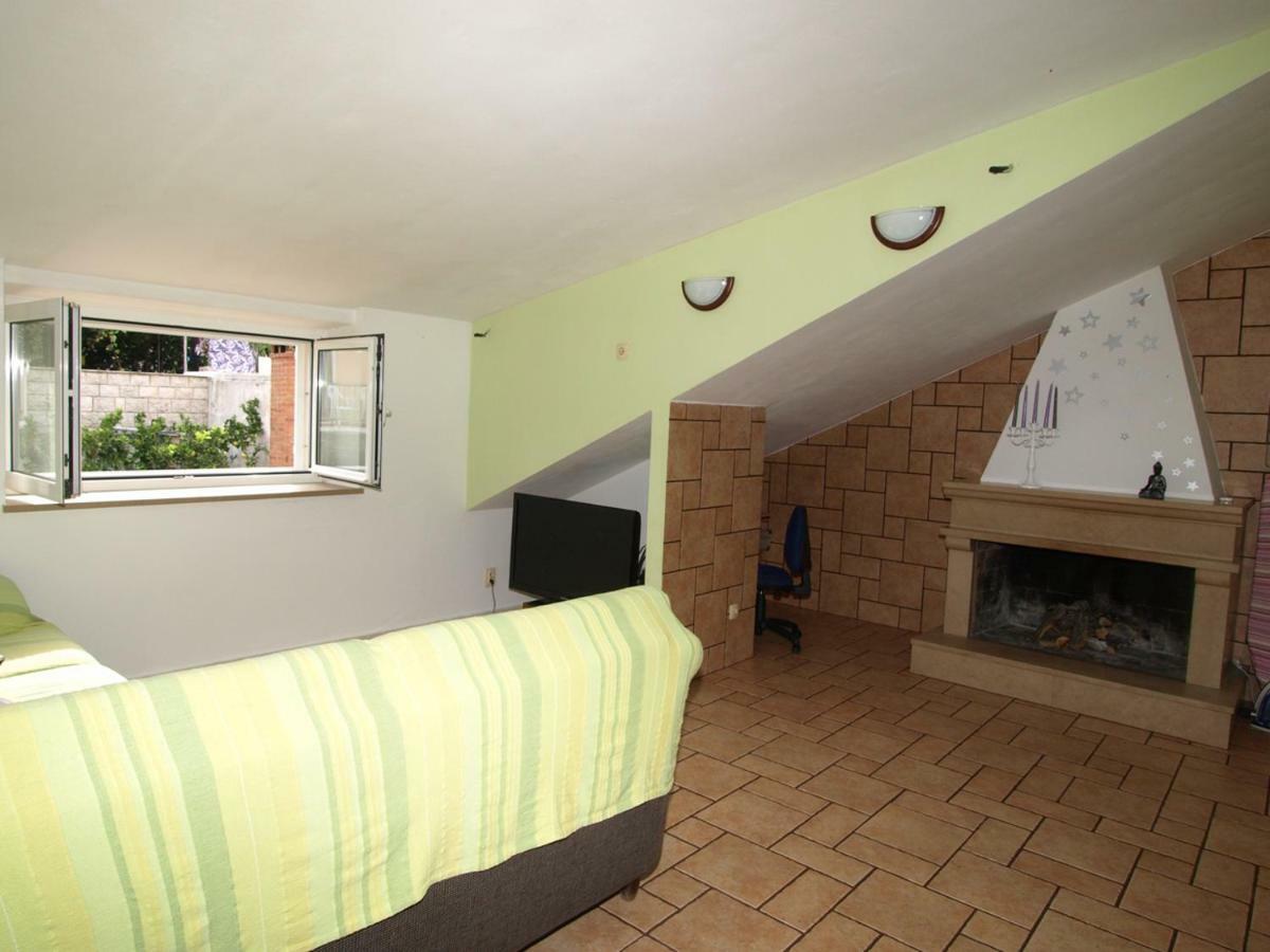 Apartments Skorin ルンバルダ エクステリア 写真