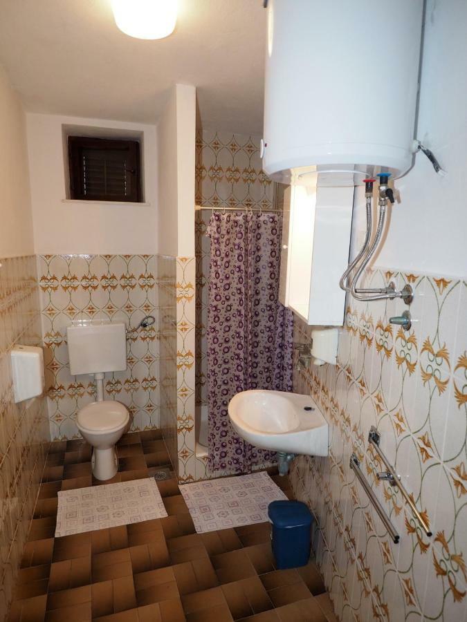 Apartments Skorin ルンバルダ エクステリア 写真